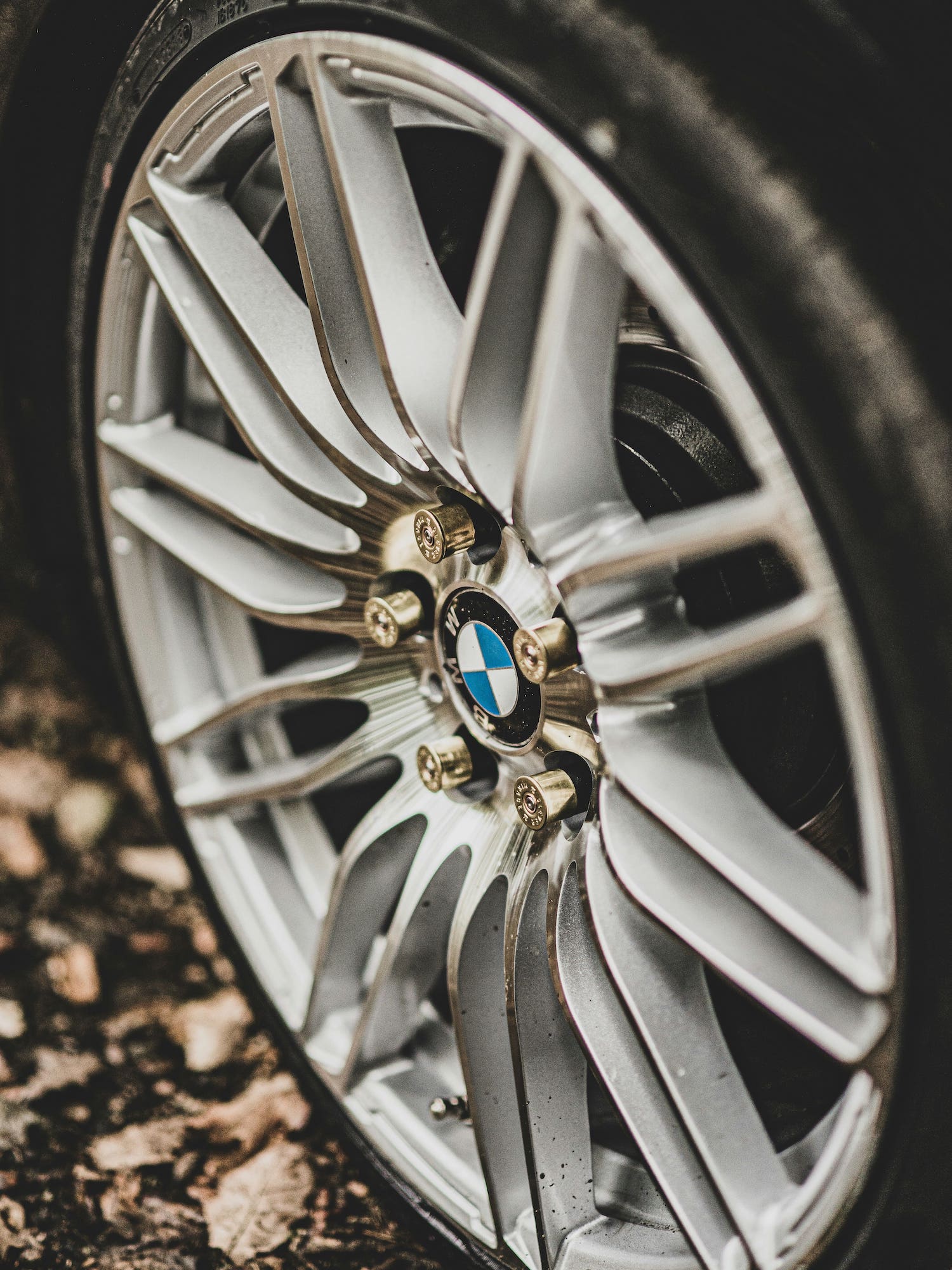 custom tire and rim services